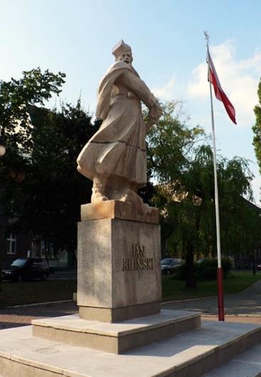 Zabytki Trzemeszna 1 2 1. Pomnik Hipolita Cegielskiego 2. Alumnat 3 4 3. Bazylika pw.
