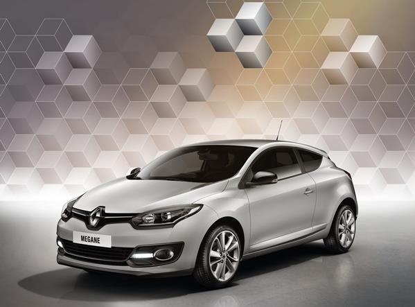 1.6 16V 110 59 000 zł Energy TCe 115 Energy TCe 130 Ceny uwzględniające rabat 8 500 zł 63 000 zł 64 500 zł GŁÓWNE WYOSAŻENIE