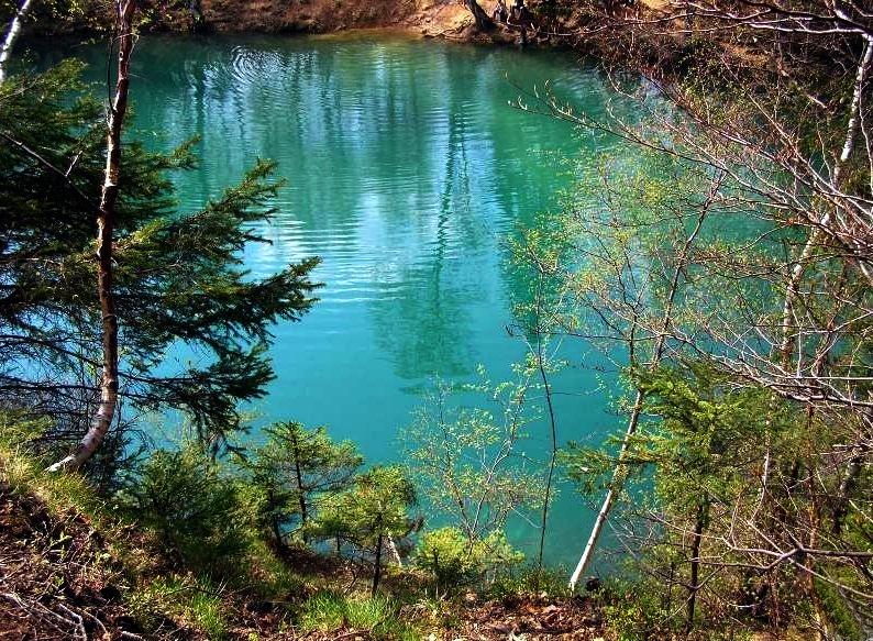 Wieściszowice, kolorowe jeziorka, Rudawski Park Krajobrazowy (Rudawy Janowickie) Jeziorko szmaragdowe Jeziorko purpurowe www.