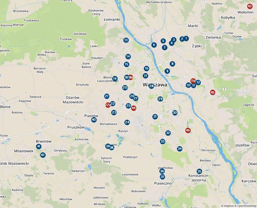 Łącznie w centrach handlowych działa ok. 3 560 sklepów a skład branżowy jest bardzo bogaty i zróżnicowany w zakresie oferty cenowej i rodzaju towarów.