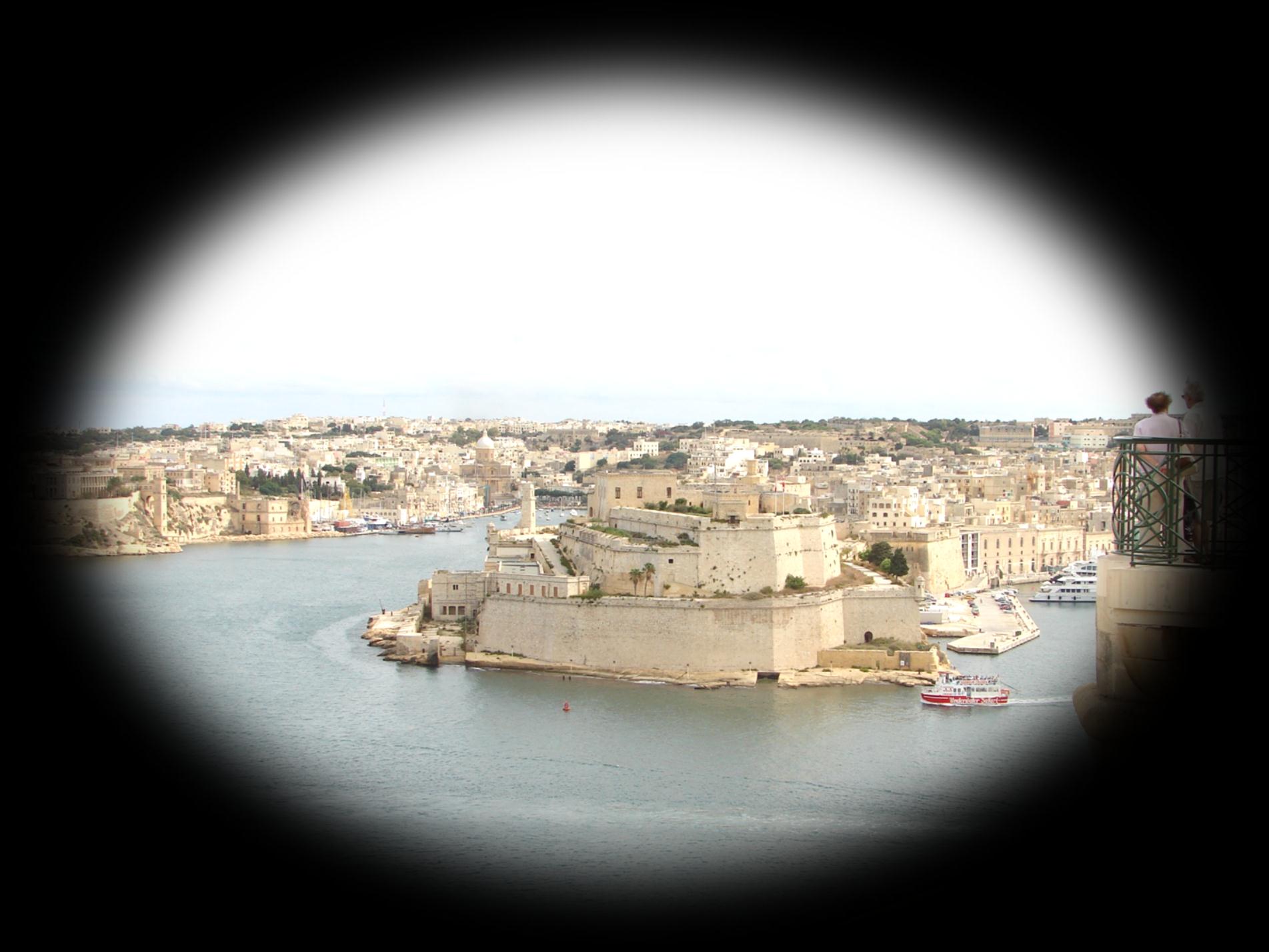 Valletta Historia regionu to przede wszystkim historia samej Valletty. W XVI wieku, po zakończeniu obrony Malty postanowiono zbudować na zboczach Mount Sceberras nowe miasto.