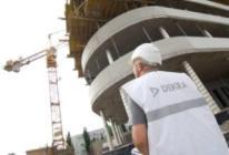 Usługi dodatkowe na każdym etapie realizacji inwestycji Analiza założeń techniczno-ekonomicznych Stworzenie programu realizacji inwestycji Wdrożenie procedur zapewnienia bezpieczeństwa i jakości