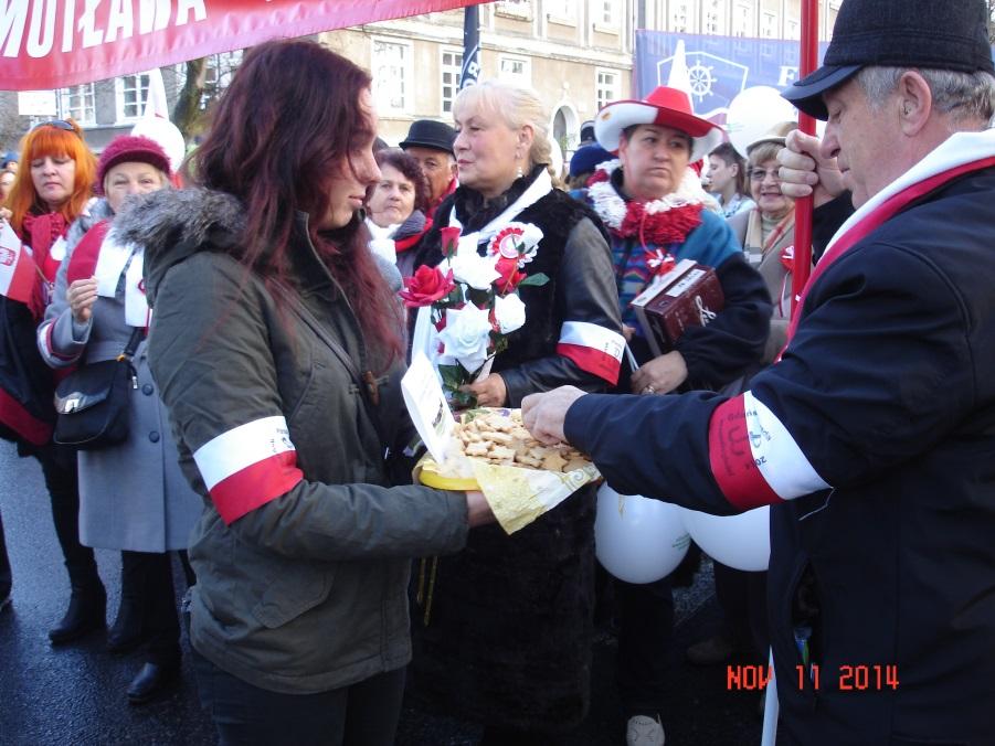 11 listopada 11 listopada Gdańsk tradycyjnie bardzo uroczyście świętował rocznicę odzyskania przez Polskę