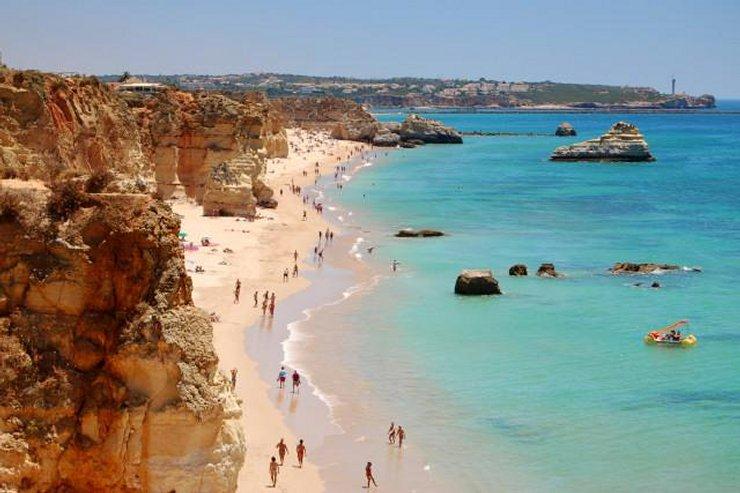 Portugalia 300 słonecznych dni w roku przepiękne, piaszczyste plaże ukryte w klifowych zatokach
