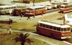 8 80 lat minęło 1929-1938 Tablica pamiątkowa z okazji 5-lecia Śląskich Linii Autobusowych Lancia na trasie Katowice-Królewska Huta (dzisiejszy Chorzów) Leyland w barwach ŚLA w Krakowie przed