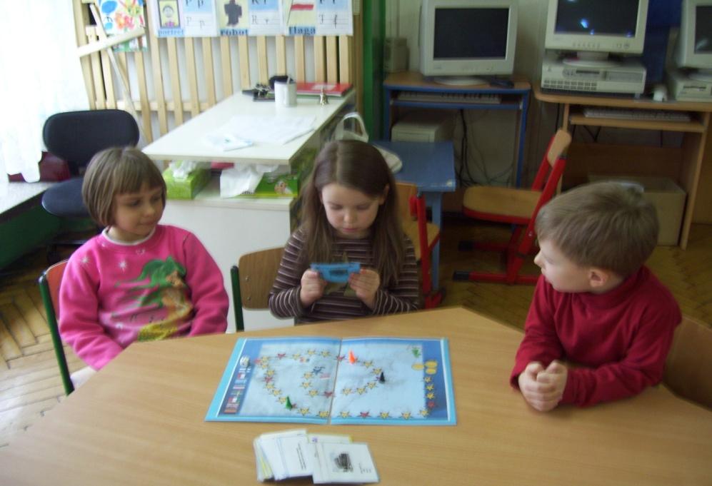 Gry edukacyjnej Podróże z Comeniusem mającej za zadanie propagować program wśród przedszkolaków