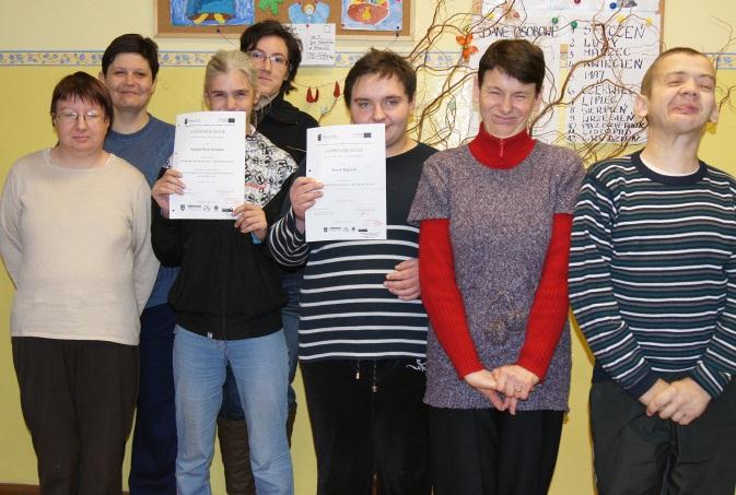 Wszyscy beneficjenci projektu odbyli spotkania z psychologiem i doradcą zawodowym. Ponadto 10 uczestników projektu brało udział w warsztatach organizowanych w Nakle nad Notecią (10.12.2012r.