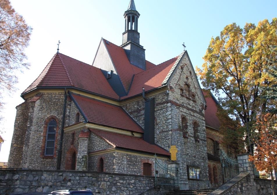 Kościół p.w. św. Mikołaja w Chrzanowie Zbudowany na przełomie XIII i XIV w., gruntownie przebudowany w latach 1912-1914 Z kościelnego wyposażenia na uwagę zasługują: monstrancja z XV w.