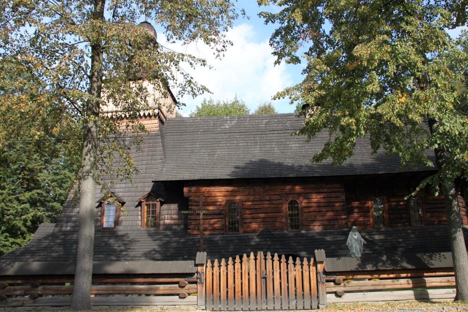 Grojec - kościół pw. św. Wawrzyńca z XVII w. drewniano - murowany Jawiszowice - kościół pw. św. Marcina z XVII w.