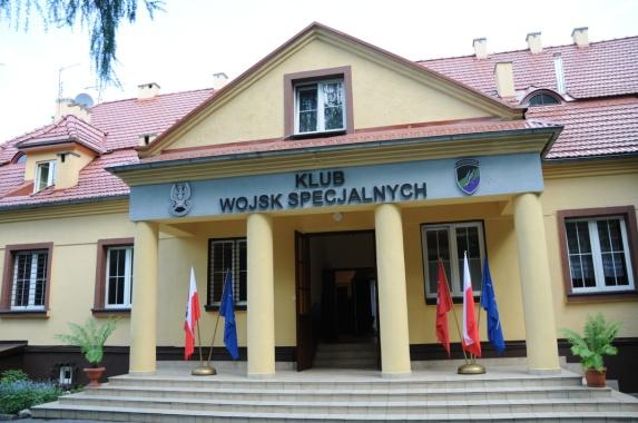 Kolejna, I dekada XXI wieku to czas kolejnych etapów transformacji Sił Zbrojnych RP, która odcisnęła swe piętno na działalności Oddziału.