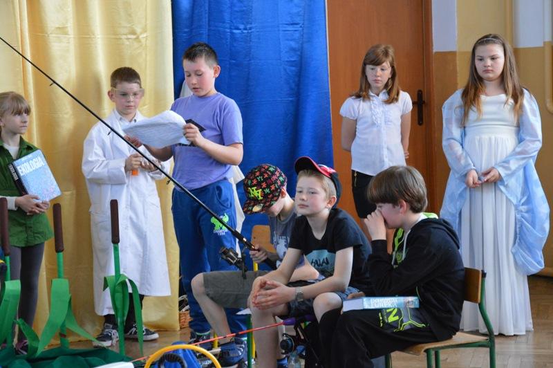 ŚWIATOWY DZIEŃ WODY 2015 "WODA I ZRÓWNOWAŻONY ROZWÓJ" To jak woda jest ważna i że należy ją szanować wiedzieć powinien każdy i mamy nadzieję, że tak jest.