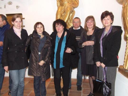 Od 2010 roku należymy do HIPEN - europejskiej sieci profesjonalistów pracujących z osobami niesłyszącymi Nasi partnerzy w HIPEN: 2 razy do roku uczestniczymy w zjazdach państw członkowskich.