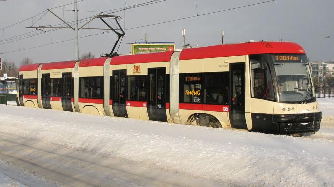 III. Kreowanie zintegrowanej przestrzeni dotychczas podejmowane działania (elektryczny transport publiczny skm, tramwaje,