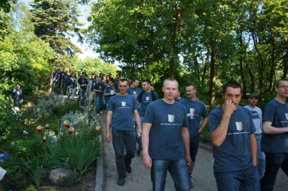 Grupa działa przy Funduszu Lokalnym Ziemi Płockiej Młodzi Razem. Tworzą ją młodzi, kreatywni ludzie aktywnie organizujący swój wolny czas.