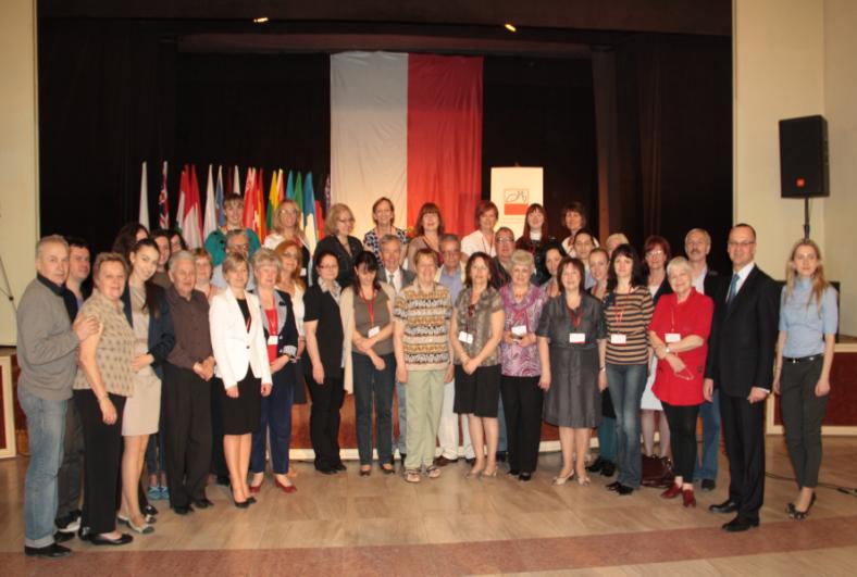 Cyklicznie organizujemy w Ostródzie Światowy Zjazd Nauczycieli Polonijnych, który służy wymianie