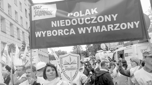 8 Aneta Suchta z Młodzieżowego Domu Kultury w Lęborku (opiekun Sylwester Kustusz), Artur Klahs z Powiatowego Centrum Kształcenia Zawodowego i Ustawicznego w Pucku (opiekun Ewa Smuga-Keller), Adam