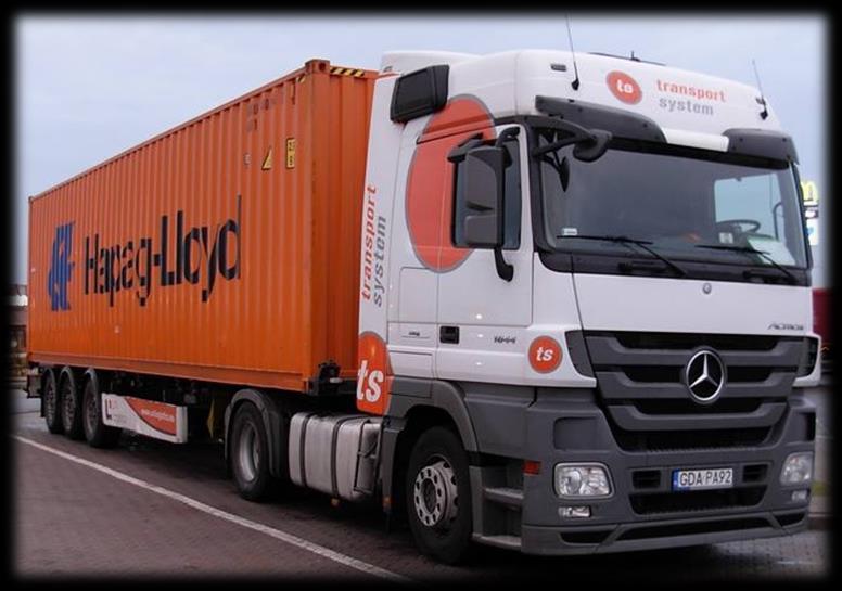 Drogowy transport kontenerowy: Własna flota przystosowana do transportu kontenerów Specjalistyczne naczepy do transportu ciężkich kontenerów 20 Lekkie naczepy przystosowane