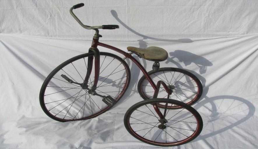 25. Rower trójkołowy dla dzieci Projektant/Firma: CCM Canada Cycle & Motor Co. Rok i miejsce produkcji: 1920 1940 r.; Ontario/Kanada Firma CCM powstała w 1899 r. w Ontario w Kanadzie.