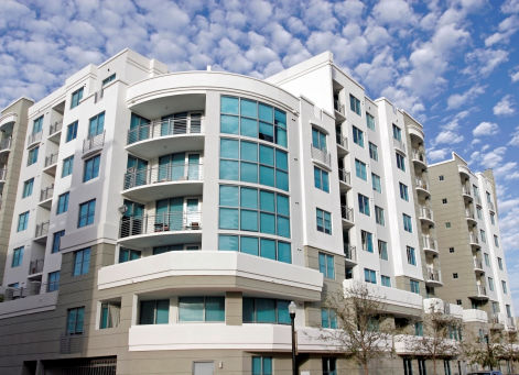 powraca optymizm Luty 2011 CEE Property Group Sp. z o.o. Ul.