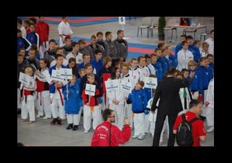 KLUB SPORTÓW AZJATYCKICH ATEMI GMINA BIELSKO BIAŁA POLSKI ZWIĄZEK KARATE ZAPRASZAJĄ DO WZIĘCIA UDZIAŁU W VII MIĘDZYNARODOWYM GRAND PRIX BIELSKA BIAŁEJ W KARATE WKF DATA ZAWODÓW: MIEJSCE ZAWODÓW: 12.