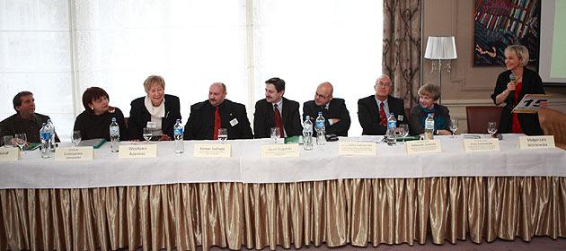 W dniu 1 lutego 2010 r. w Warszawie odbyło się pierwsze w Polsce spotkanie prasowe dedykowane tylko i wyłącznie tematyce szpiczaka mnogiego.
