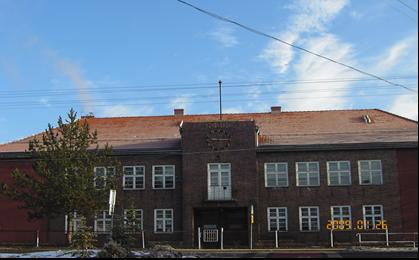 Remont sali gimnastycznej w Szkole Podstawowej w Tworogu, która została wyłączona z eksploatacji decyzją administracyjną wydaną przez Sanepid. Koszt inwestycji 111.600 zł.