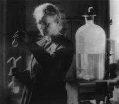 Biografia Marii Skłodowskiej- Curie, napisana przez jej córkę Ewę jest