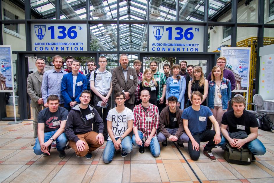 konferencjach Audio Engineering Society mają możliwość