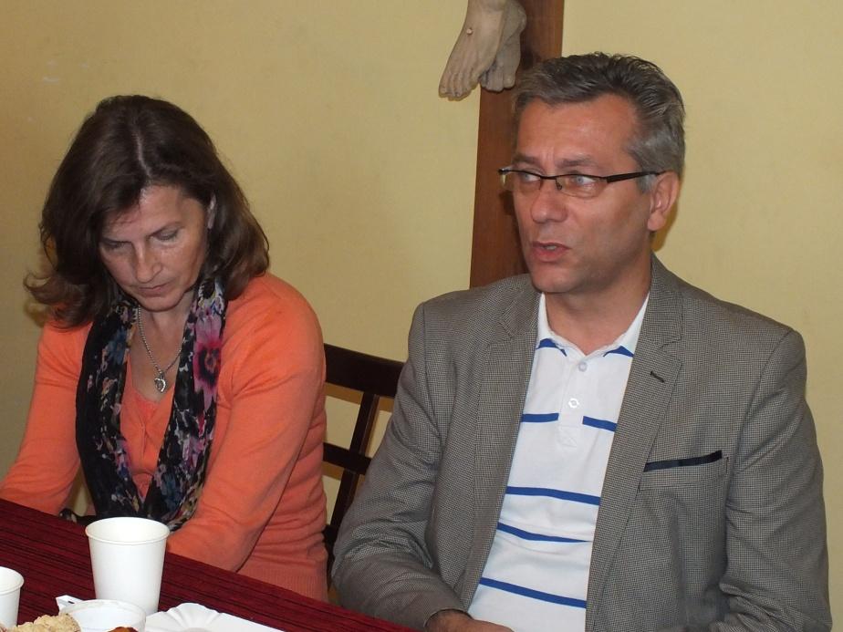 Diakonia muzyczna Nie rezygnujemy ze starań o kapłana-moderatora diakonii, wiedząc, jak jest potrzebny[ ].