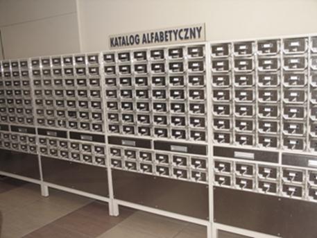 Katalogi kartkowe - rodzaje alfabetyczny druków zwartych (książek) prowadzony do 1997 r.