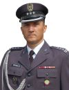 Uzupełnień P1 w Sztabie Generalnym WP. płk Jarosław MIKA urodził się w 1962 r. W 1985 r. ukończył Wyższą Szkołę Oficerską Wojsk Pancernych w Poznaniu.