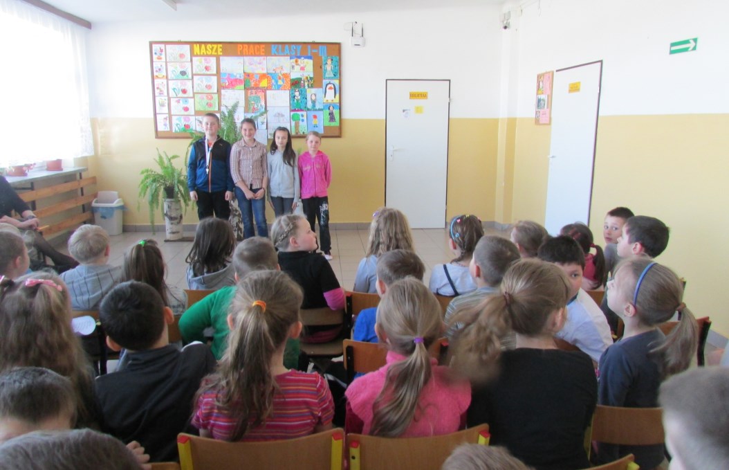 MALI ZWYCIĘZCY Baje, bajki, bajeczki to konkurs z wieloletnią tradycją, który pobudza aktywność twórczą, odkrywa młode talenty recytatorskie, a także przyczynia się do rozwoju czytelnictwa.