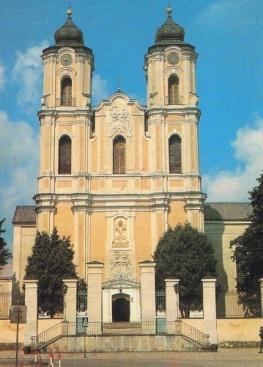 Kościół Nawiedzenia NMP Kościół Nawiedzenia NMP w Sejnach został zbudowany w stylu renesansowym w latach 1610-1619.