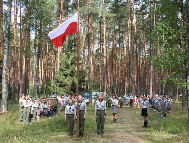 K O M U N I K A T Y KOMENDY HUFCA ZHP SZAMOTUŁY im. ARMII POZNAŃ Nr 07/2013 30 września 2013 64-500 Szamotuły, Dworcowa 43 e-mail: szamotuly@zhp.wlkp.pl finanse_hufiec_szamotuly@wp.