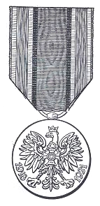 Jednym z odznaczeń państwowych był Medal Dziesięciolecia Odzyskania Niepodległości 1 ustanowiony na mocy Rozporządzenia Rady Ministrów z dnia 27 września 1928 roku 2.