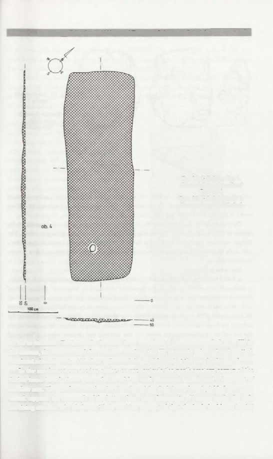 Cemetery of the Corded Ware and Trzciniec Cultures In Gabułtów 415 Fig. 13. Gabułtów, Site 1. Ground plan and profile of Feature 4 Ryc. 13. Gabułtów, stan. 1. Rzut poziomy i profil ob.