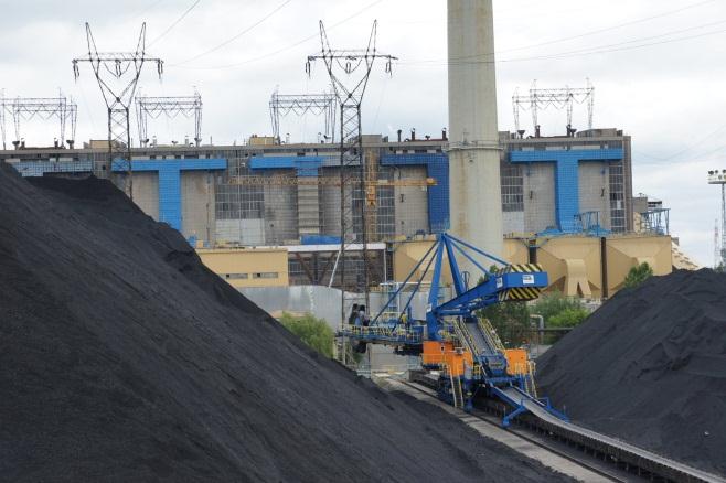 Zaopatrzenie w paliwa Podstawowym paliwem używanym do wytwarzania energii elektrycznej w ENEA Wytwarzanie, jest węgiel kamienny. W 2013 r. koszty węgla stanowiły ok.