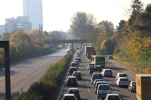 NA STYKU AUTOSTRAD I MIEJSKIEJ SIECI DRÓG Współpraca