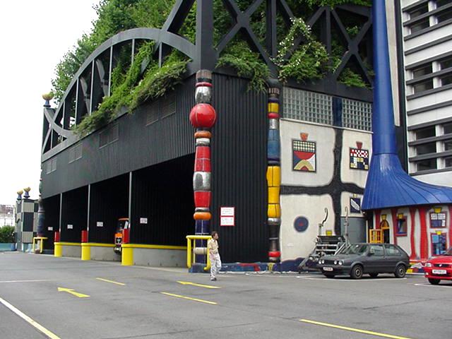 SPALARNIE ODPADÓW KOMUNALNYCH W KRAJACH UE UE obecnie (2009): 70 mln Mg/a ~ 28% udziału (UE 15) ~ 20%