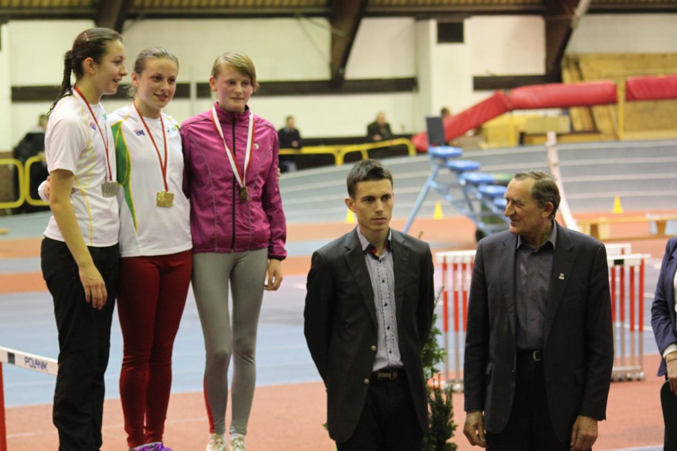 19.01.2013. Lublin W czasie kiedy większość naszych juniorów startowało w Warszawie sprinterzy i skoczkowie wybrali Lublin, gdzie zawodnicy z Rzeszowa stanowili większość startujących.
