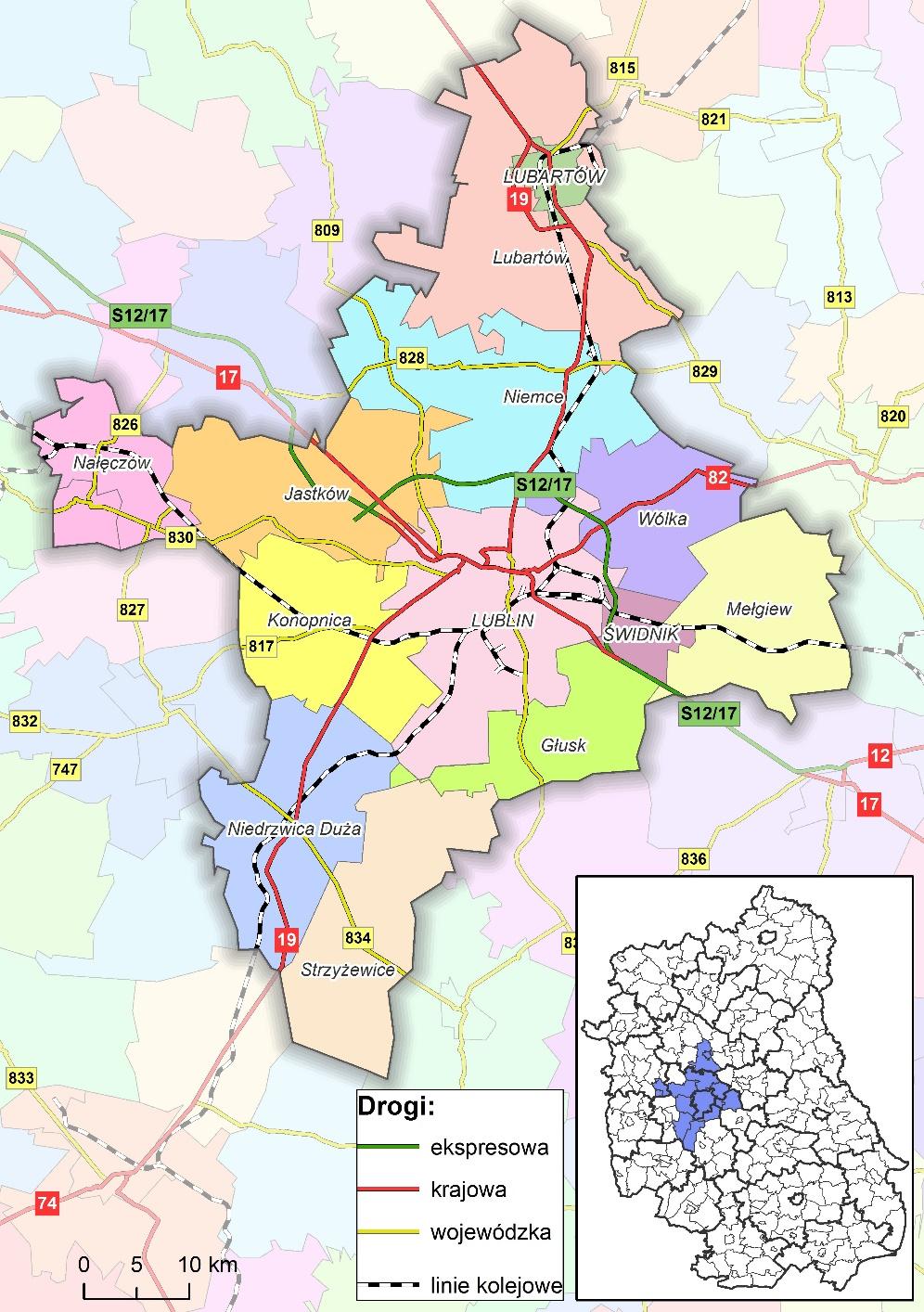 również ważne linie kolejowe: nr 7 (Warszawa Lublin Dorohusk), nr 30 (Lublin Łuków) oraz nr 69 (Lublin Przeworsk).