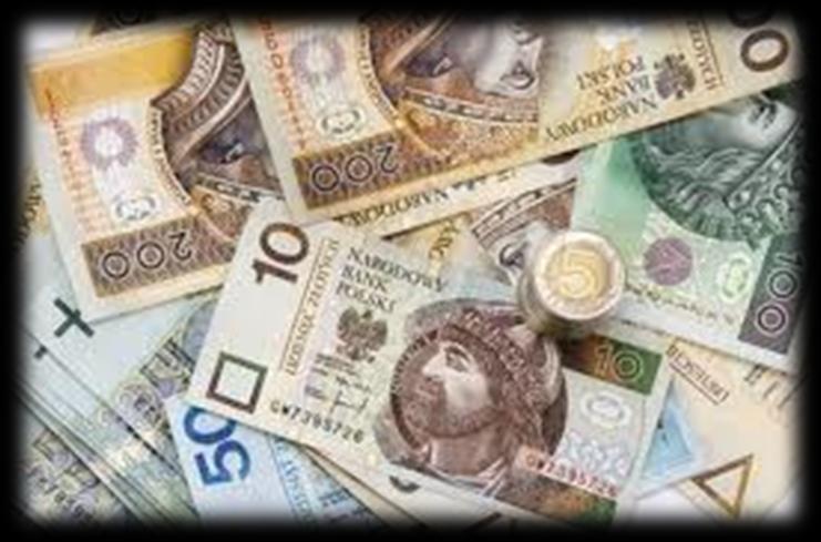 W dostępie do komputera, Internetu i łączy szerokopasmowych czynnikiem najbardziej różnicującym jest dochód gospodarstw domowych.