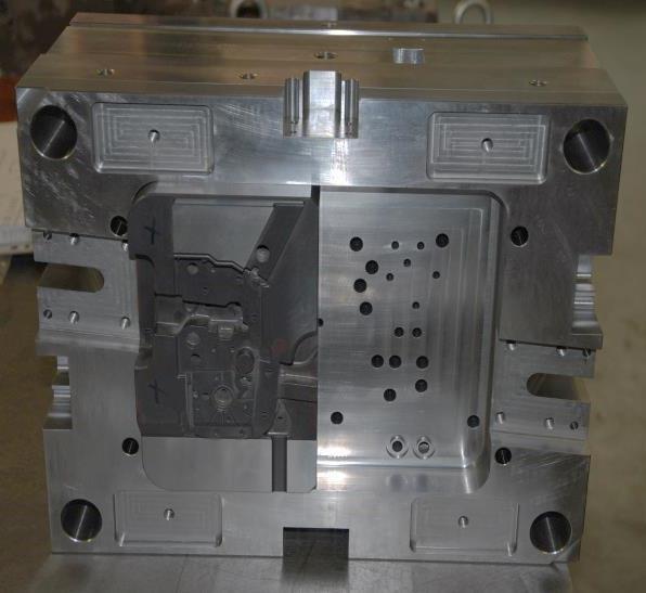 MEPAC CZ - USŁUGI Produkcja narzędzi i form Obróbka CNC Projektowanie CAD,