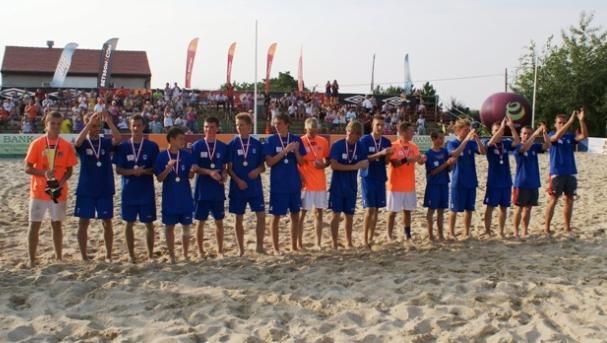 Osiągnięcie z juniorską drużyną UKS Milenium Gliwice wicemistrzostwa Polski Juniorów ENERGA Beach Soccera 2009 oraz zwycięstwo w pokazowym turnieju seniorskim