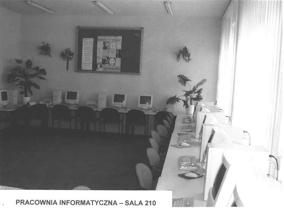 OKRES III RP W 1992 roku poczyniono pierwsze kroki w kierunku zorganizowania w Zespole Szkół