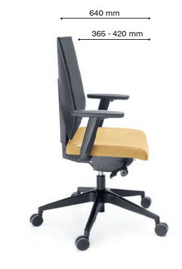 10 Krzesło obrotowe Wysokość całkowita: 995-1170 mm Wysokość siedziska: 470-575 mm Szerokość siedziska: 450 mm Głębokość siedziska: 395-470mm Szerokość podstawy: 640 mm Krzesło musi być wyposażone w