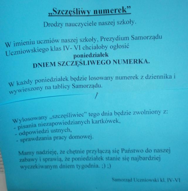 KONKURS Prym Press (nagroda numeru) Zasady ucestnictwa w poprednich numerach gaetki. M. Masiak HUMOR Mama kąpie bliźniaków i potem kładie do łóżka. Nagle jeden acyna się śmiać: - Co ci tak wesoło?
