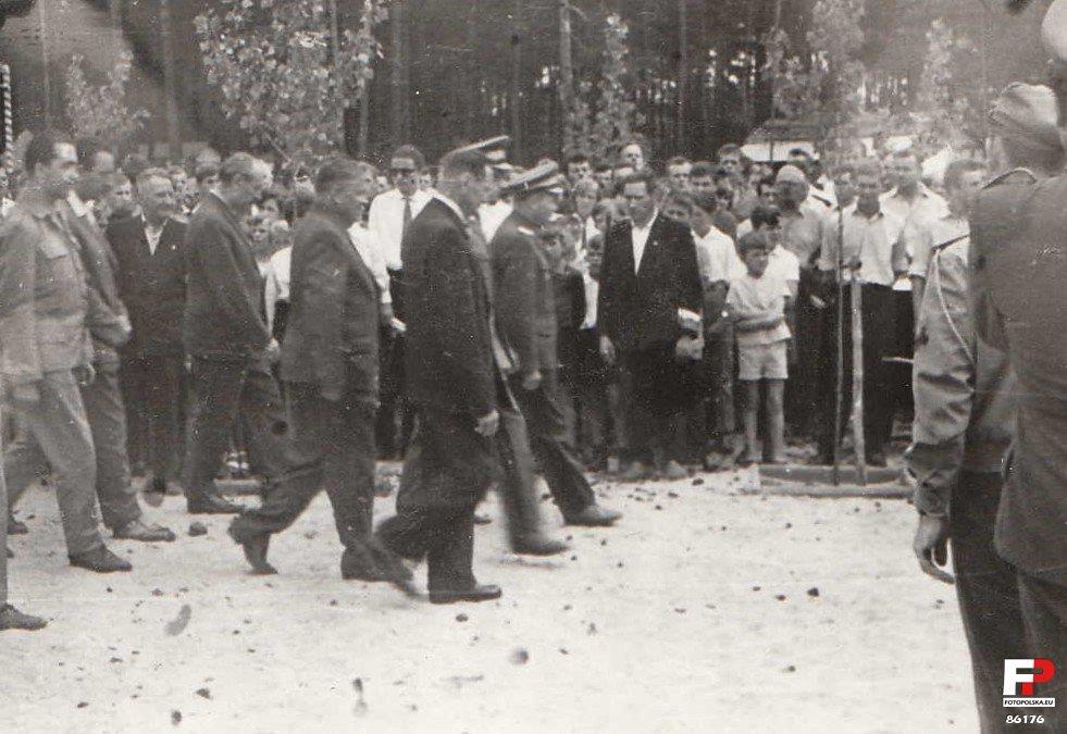 Uroczystego otwarcia zalewu w Sielpi dokonali w dniu 24 czerwca 1962 roku między innymi inicjatorzy jego powstania: Minister Spraw Wewnętrznych gen. dyw.