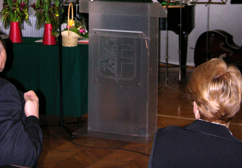 Okolicznościowiec Obchody jubileuszu rozpoczęła Msza Święta w Kościele Św. Franciszka w Chorzowie. Główne uroczystości odbyły sie w auli szkoły.