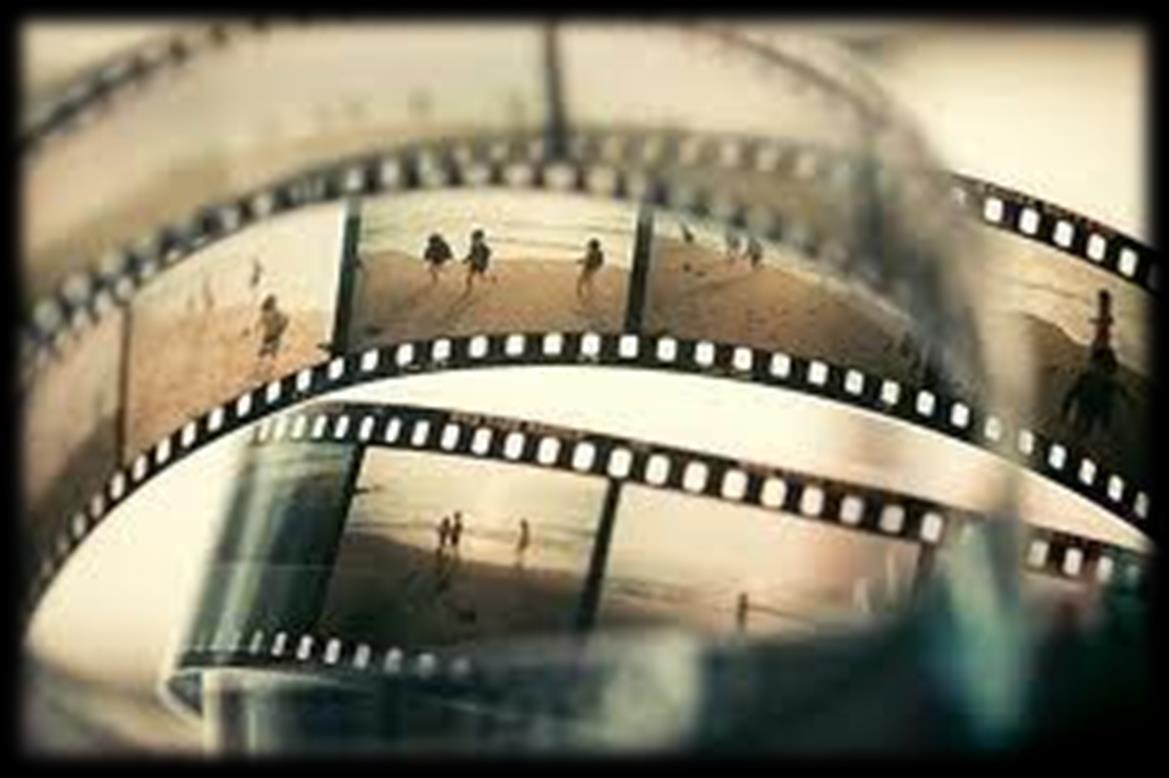 Kamera filmowa urządzenie o działaniu zbliżonym do aparatu fotograficznego. Ciężka, kosztowna, profesjonalna odmiana kamery.